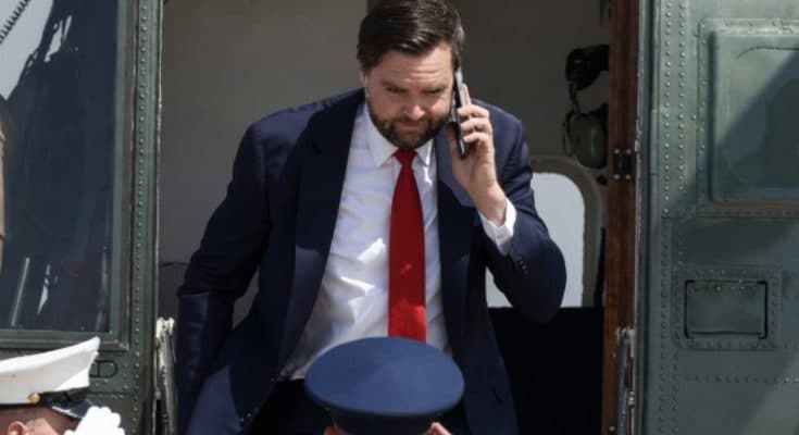 🚨 JD Vance’s Iran Peace Talks Trip Delayed After Urgent White House Summons