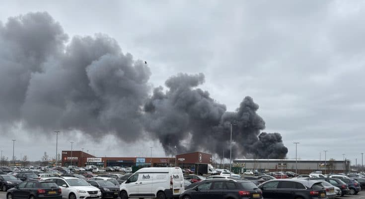 BREAKING NEWS : A major fire broke out in
